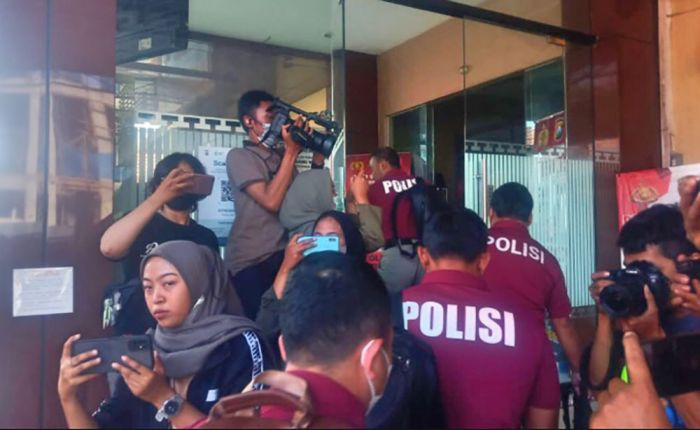 Tiga Tersangka Perwira dari Polres Malang dan Brimob Diperiksa Polda Jatim atas Tragedi Kanjuruhan