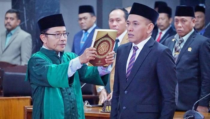 ​DPRD Kota Pasuruan Kembali Ambil Sumpah Anggota DPRD Terpilih Masa Jabatan 2024 - 2029