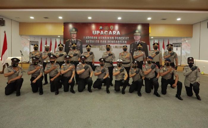 Sebanyak 2.165 Personel Polda Jatim Mendapatkan Kenaikan Pangkat