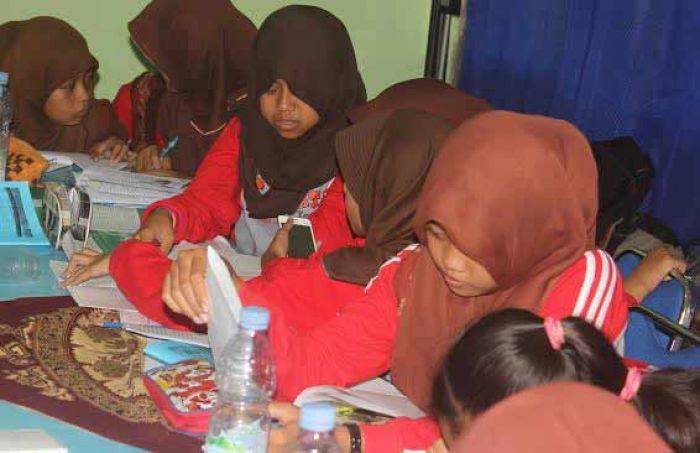 Kembangkan Majalah SMASS, 21 Siswa SMPN 1 Singgahan Tuban Ikuti Diklat Jurnalistik