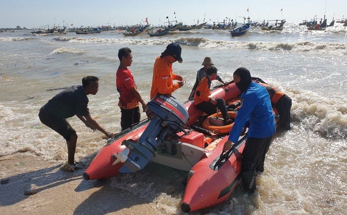 ​Nekat Melaut Saat Cuaca Buruk, Nelayan di Tuban Hilang Tenggelam