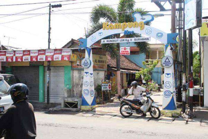 Kampung Kue, Destinasi Kuliner Kue Basah Asli Suroboyo