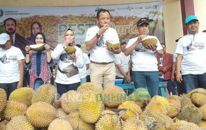 Ribuan Wisatawan Ramaikan Festival 2.000 Durian di Ponorogo