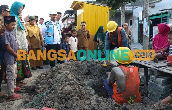 Bangun Jaringan Pipa SPAM, Langkah Bupati Gresik Atasi Air Bersih di Duduksampeyan