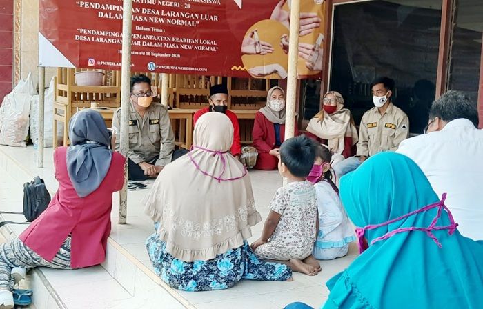 ​Gandeng FRPB Pamekasan, Mahasiswa PMM UMM Sosialisasi Adaptasi Kebiasaan Baru