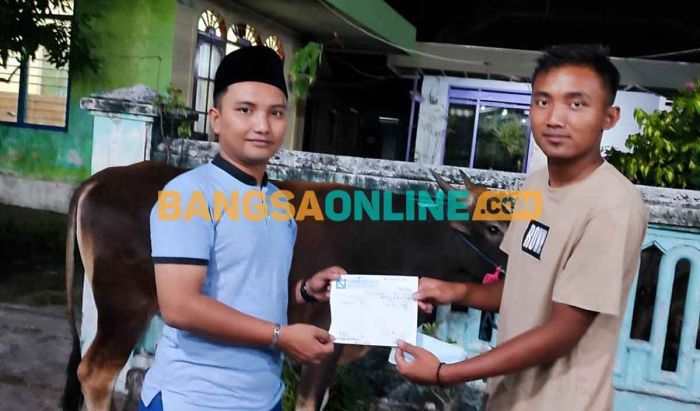 Idul Adha 1444 H, Kapolri Sumbang Sapi Kurban di Ponpes Zainal Abidin Gresik