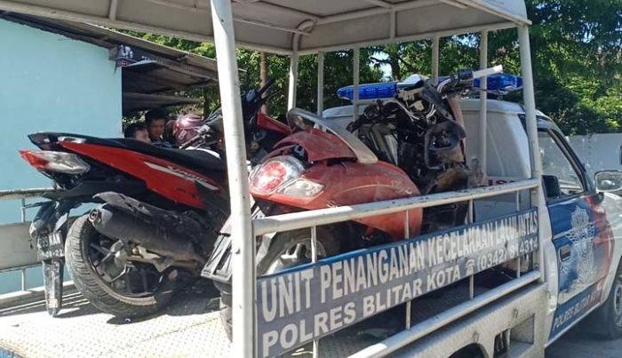 Tabrak Dua Pengendara Motor, Pengemudi Avanza Mengaku Ban Mobilnya Pecah