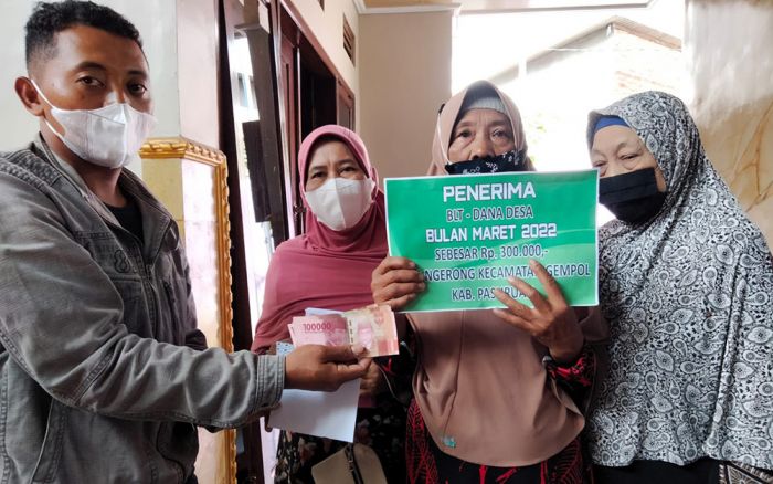 Hindari Kerumunan, Penyaluran BLT-DD di Desa Ngerong Pasuruan Dilakukan Melalui Kepala Dusun