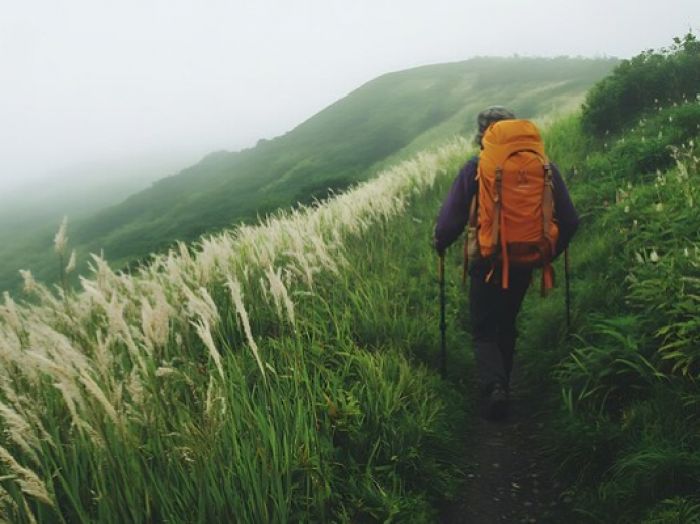 Sepele Tapi Pendaki Sering Keliru, Inilah Peralatan Pribadi yang Wajib Dibawa Saat Mendaki Gunung