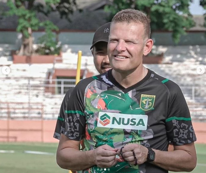 Tanpa Arief Catur, Josep Gombau Tak Cuma Waspadai David da Silva Jelang Persebaya Vs Persib