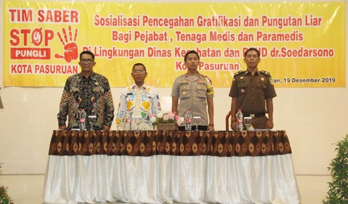 Inspektorat Kota Pasuruan Gelar Sosialisasi Pencegahan Gratifikasi dan Pungli di Dinkes dan RSUD