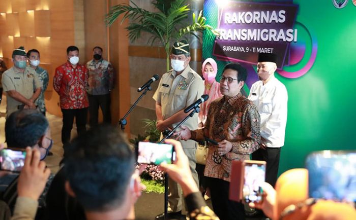 Mendes PDTT Hadiri Rakornas Transmigrasi 2022