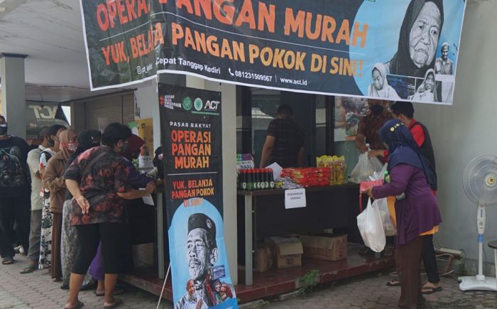 Harga Pangan Semakin Melonjak, ACT Kediri Gencarkan Operasi Pangan Murah