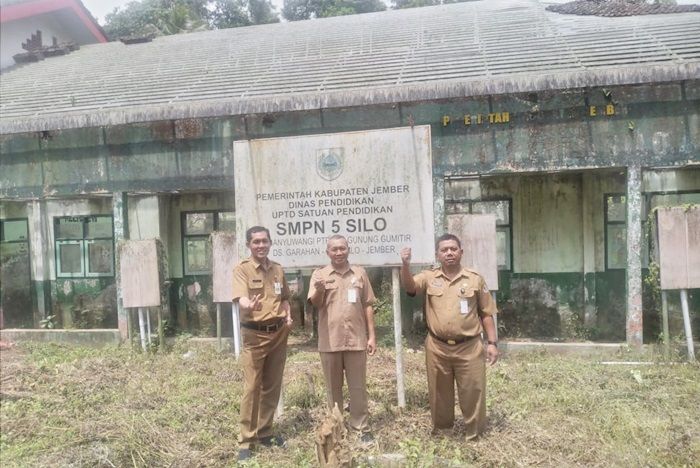 Dua Tahun Tak Diperbaiki, Dispendik Jember Janjikan Rehab Berat Ruang Belajar SMPN 5 Silo Tahun 2023