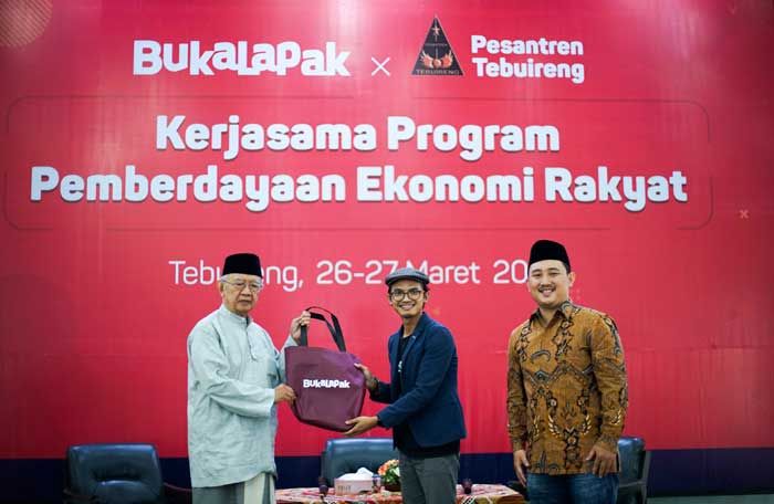 Bukalapak dan Pesantren Tebuireng Jombang Jalin Kerjasama Pemberdayaan Ekonomi Rakyat