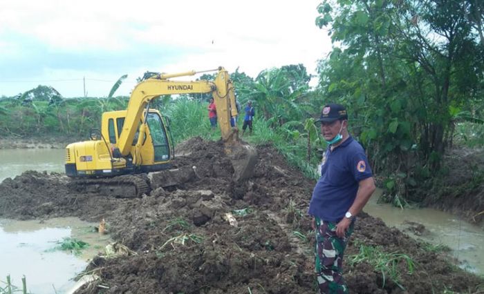 Tanggul Mengkuli Jebol, Puluhan Hektare Sawah Terendam