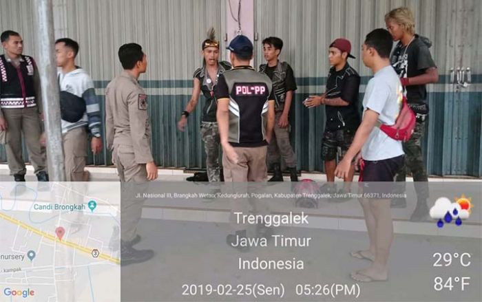 Pesta Miras dan Ngamen di Traffic Light, 4 Anak Punk Diamankan Satpol PP