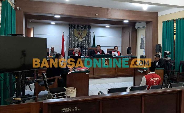 Terdakwa Kasus Pencurian Besi Milik DPUPR-PRKP Tuban Divonis 5 Bulan Penjara