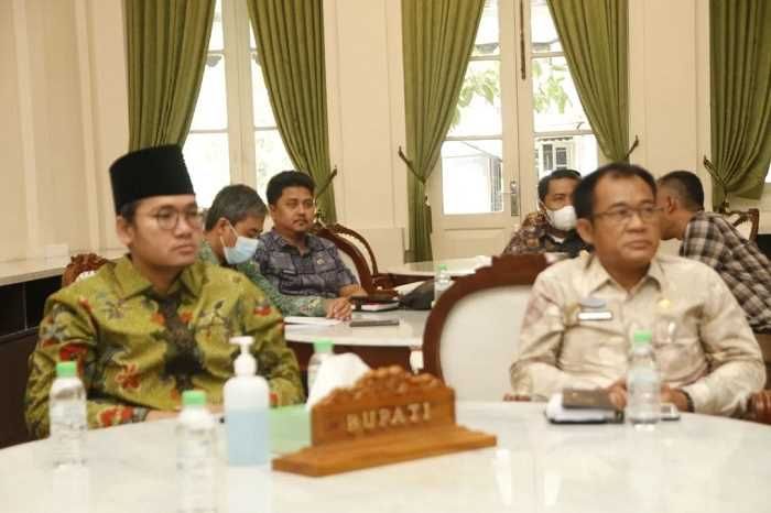 Sosialisasi Penggunaan SIPD Bersama KPK, Bupati Bangkalan: Sangat Membantu Pemda