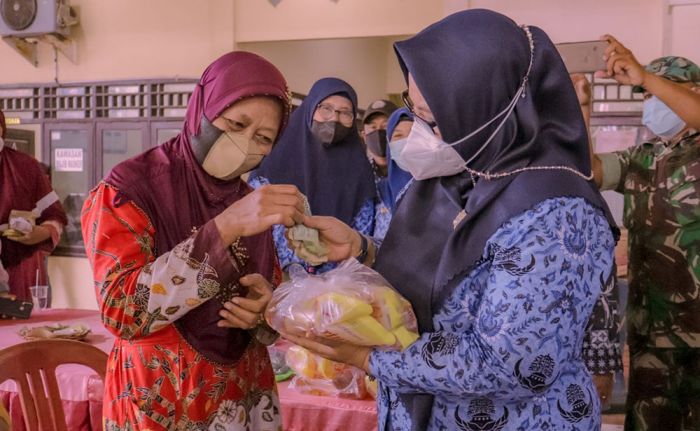 Minyak Goreng Masih Langka, Pemkab Gresik Gelar Operasi Pasar Lagi