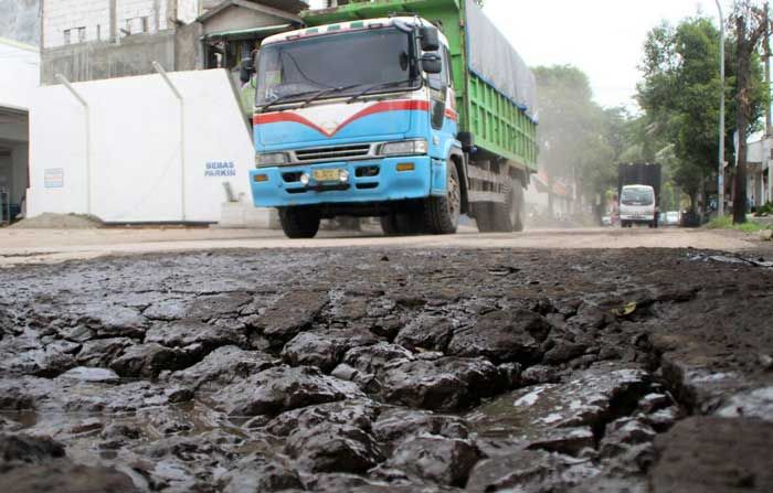 Anggaran Perbaikan Jalan Harun Thohir Gresik Rp 5 M Raib