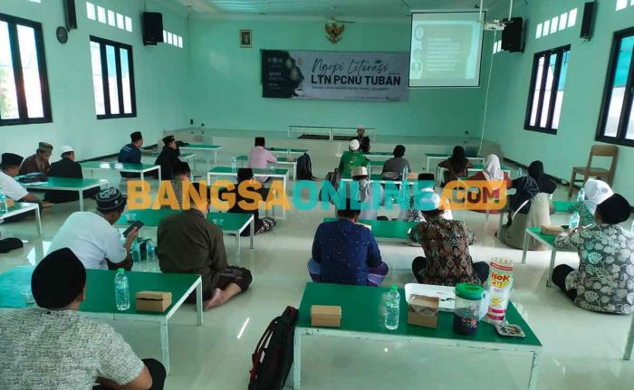 Tingkatkan Kemampuan Kader, PCNU Tuban Gelar Ngopi Literasi