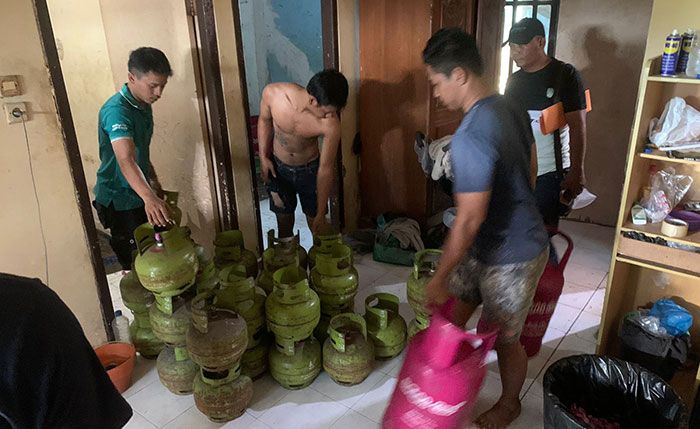 Polres Gresik Bongkar Sindikat Bisnis LPG Oplosan di Perum Garden Hills