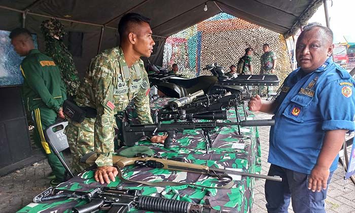 Meriahkan HUT ke-77 TNI, Pesta Rakyat Digelar di Lapangan Kembang Sore Pacet Mojokerto