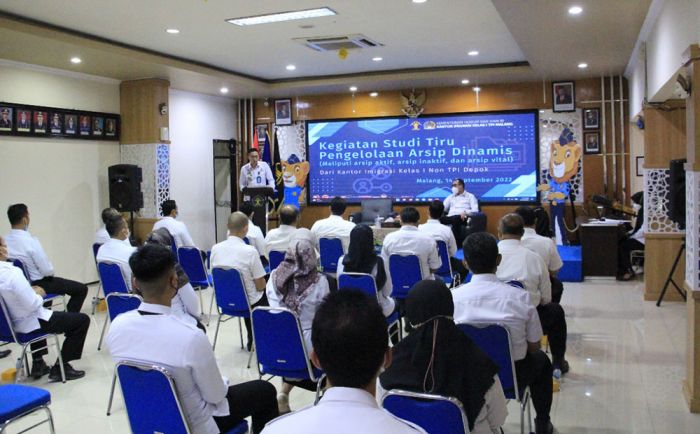 Kantor Imigrasi Depok Belajar Kearsipan Sampai ke Malang