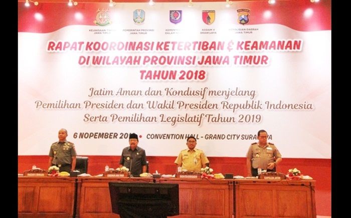 Bisa Jaga Kekompakan di Jatim, Pakde Karwo Diapresiasi  Kemendagri