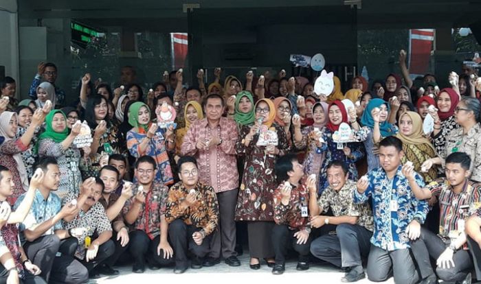 Produsen Terbesar Nasional, Gubenur Khofifah: Telur dari Jatim Aman Dikonsumsi