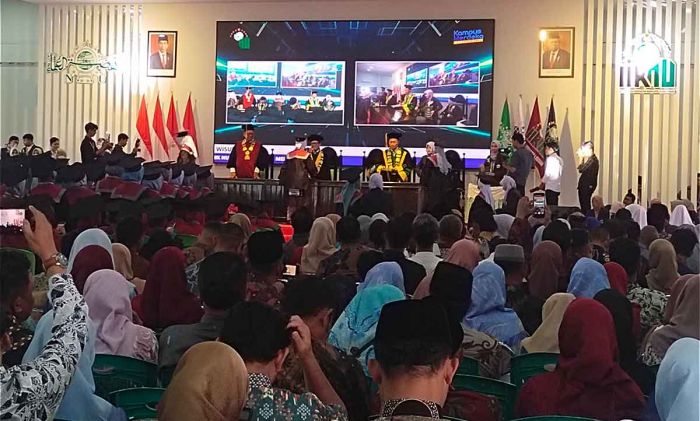 Di Wisuda ke-5, IIKNU Tuban Launching Magister Kesehatan Masyarakat