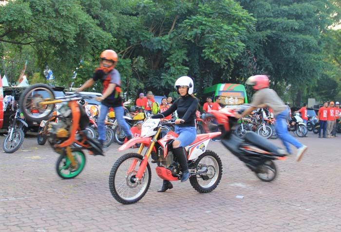 Lara Silvy Ngetrail dan Bukber dengan Ratusan Crosser