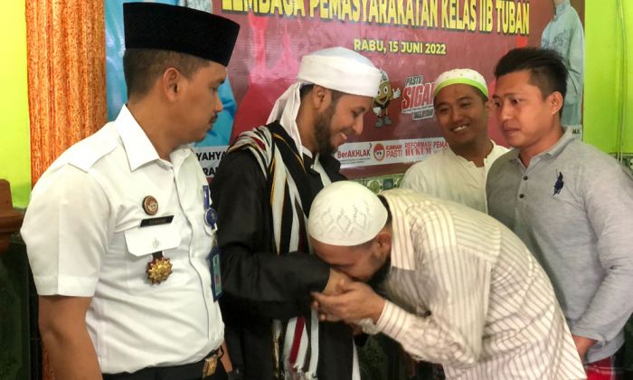 Ratusan Napi Lapas Tuban Dapat Siraman Rohani dari Habib Asal Yaman