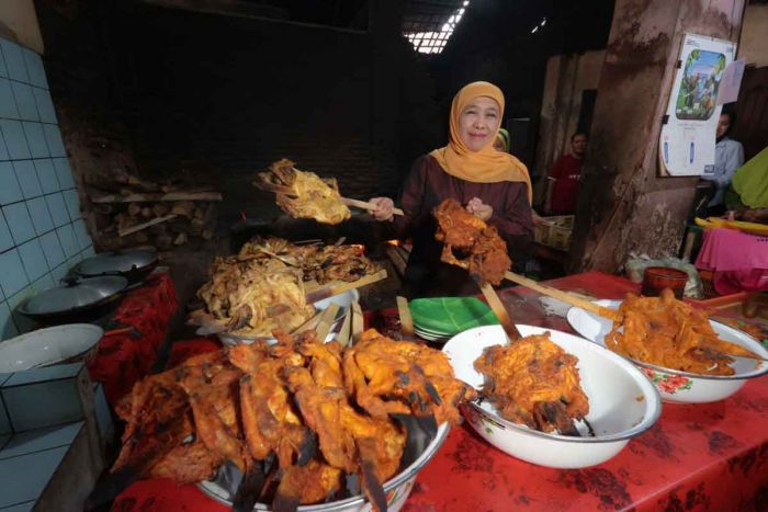 Kampanye di Magetan, Khofifah Puji Keuletan UKM Ayam Panggang Gandu