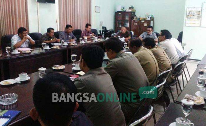 Ratusan Juta PAD Jombang Melayang Gara-gara Galian C Ilegal, DPRD Desak Pemkab Tutup Tambang