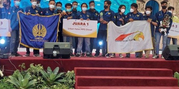  Garnesa Racing Team Fakultas Teknik Universitas Negeri Surabaya (Unesa) juara 1 di ajang Kontes Mobil Hemat Energi (KMHE) 2021. foto : istimewa.