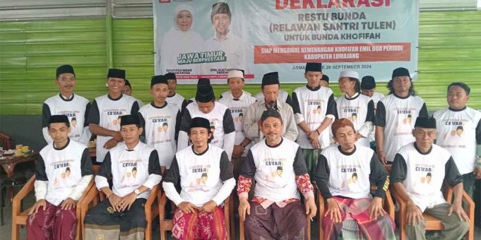 Deklarasi Relawan Restu Bunda Khofifah di Lumajang.