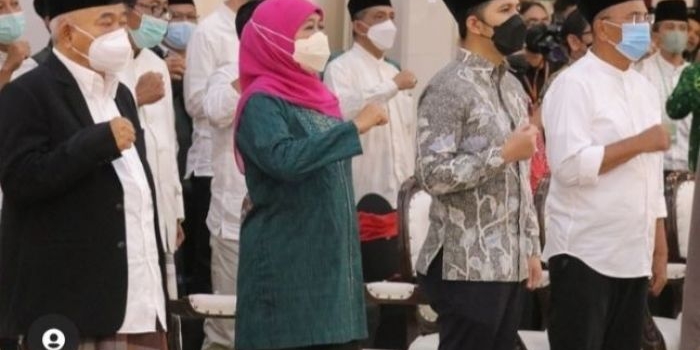 Dari Kiri: Prof Dr KH Asep Saifuddin Chalim, MA, Gubernur Jatim Khofifah Indar Parawansa, Wagub Jatim Emil Elestianto Dardak, Tokoh Pers Dahlan Iskan. Foto: Instagram/dahlaniskan19